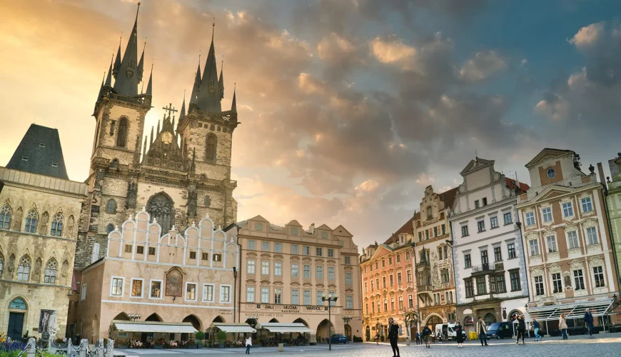 PALÁCIO DE PRAGA – A ATRAÇÃO Nº 1 DA REPÚBLICA TCHECA